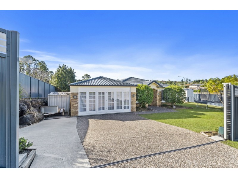 1 Duice Court, Oxenford QLD 4210