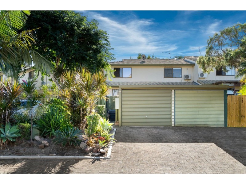 13/71 Olsen Avenue, Labrador QLD 4215