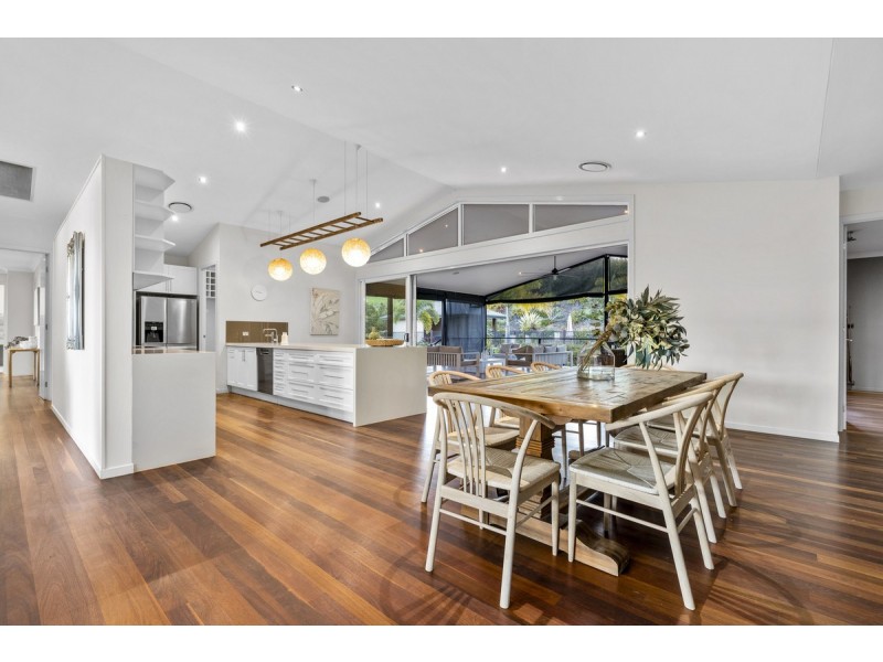 34 Ellen Grant Drive, Willow Vale QLD 4209