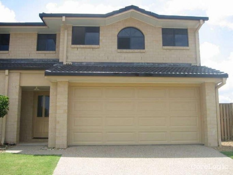 2/16 Crosby Avenue, Pacific Pines QLD 4211