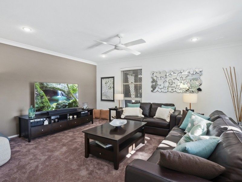 26 Appollo Place, Oxenford QLD 4210