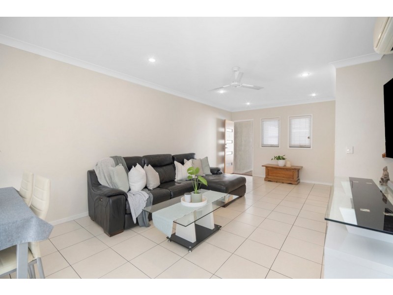 7/26 Careel Close, Helensvale QLD 4212