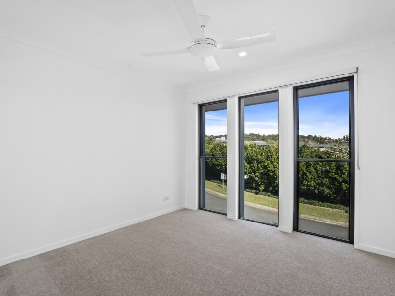 45/18 Archipelago Street, Pacific Pines QLD 4211