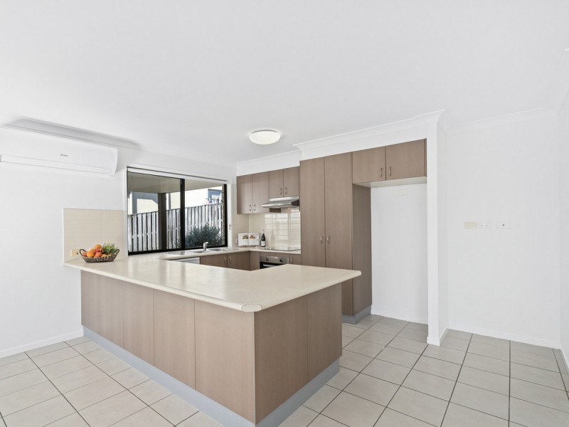 47 Codrington Circuit, Pacific Pines QLD 4211