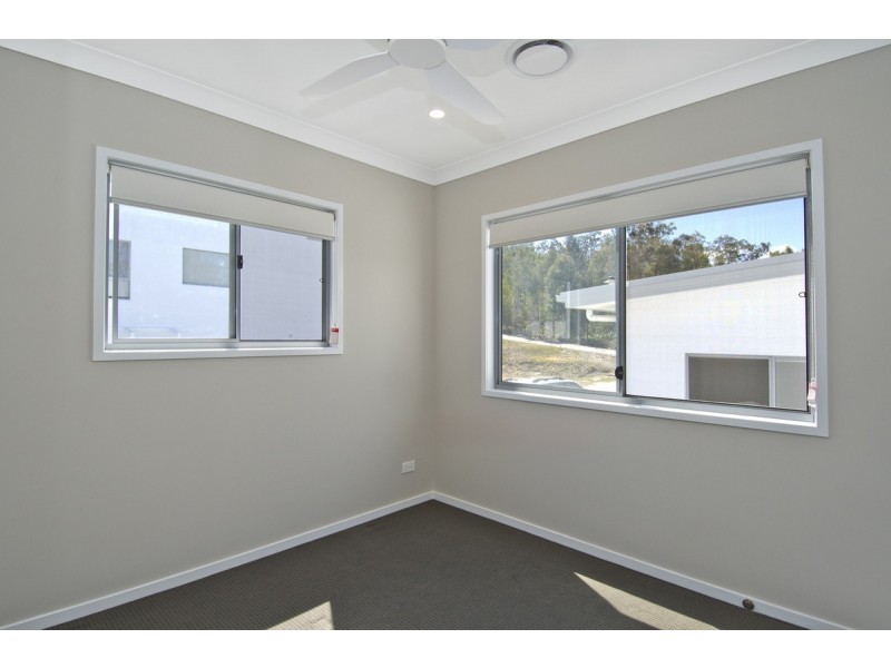 5 Stonewood Circuit, Oxenford QLD 4210