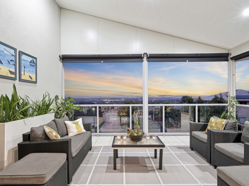33 Moroccan Street, Highland Park QLD 4211