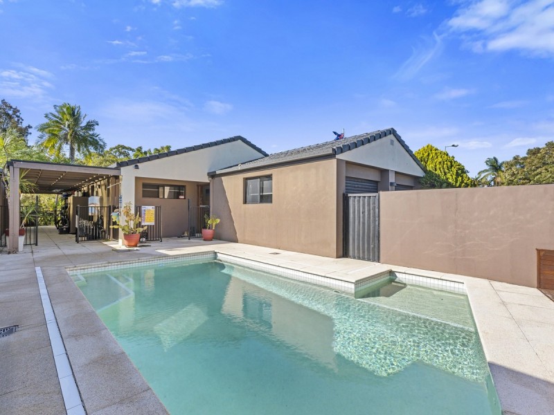 41 River Oak Drive, Helensvale QLD 4212
