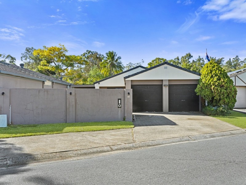 41 River Oak Drive, Helensvale QLD 4212