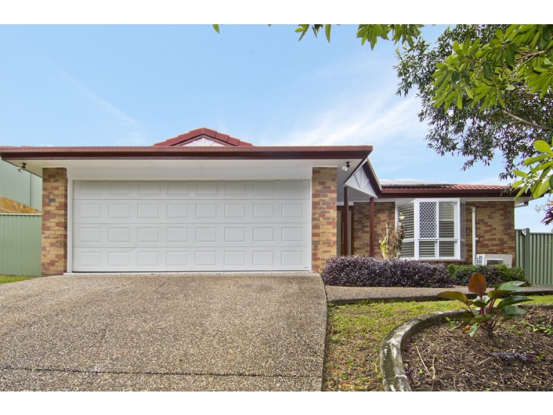 184 Universal Street, Oxenford QLD 4210