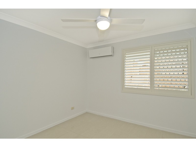 184 Universal Street, Oxenford QLD 4210