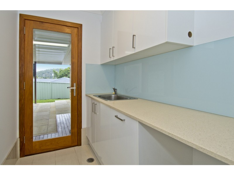 184 Universal Street, Oxenford QLD 4210