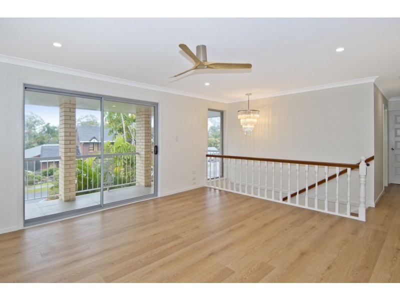 22 Ashford Road, Helensvale QLD 4212