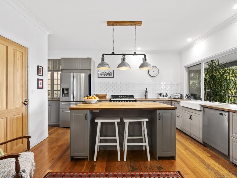 79 Mystery Road, Guanaba QLD 4210