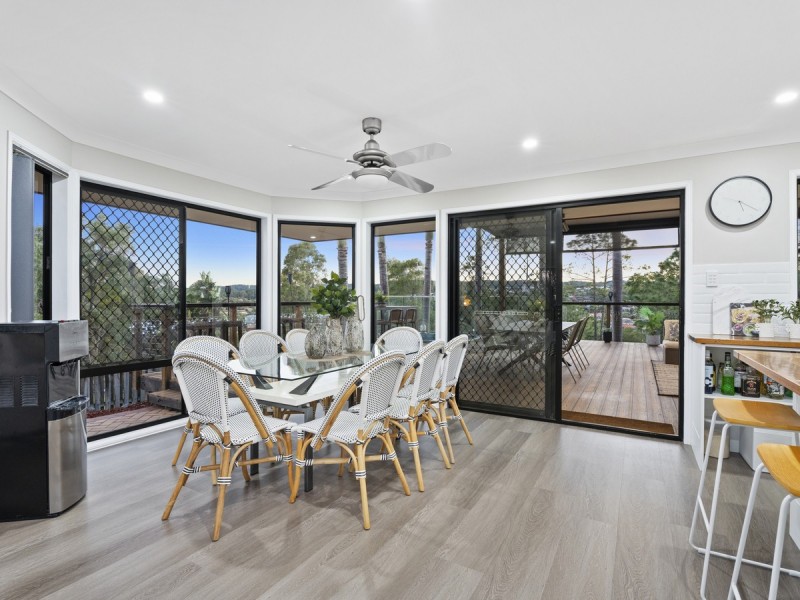 22 Midway Terrace, Pacific Pines QLD 4211