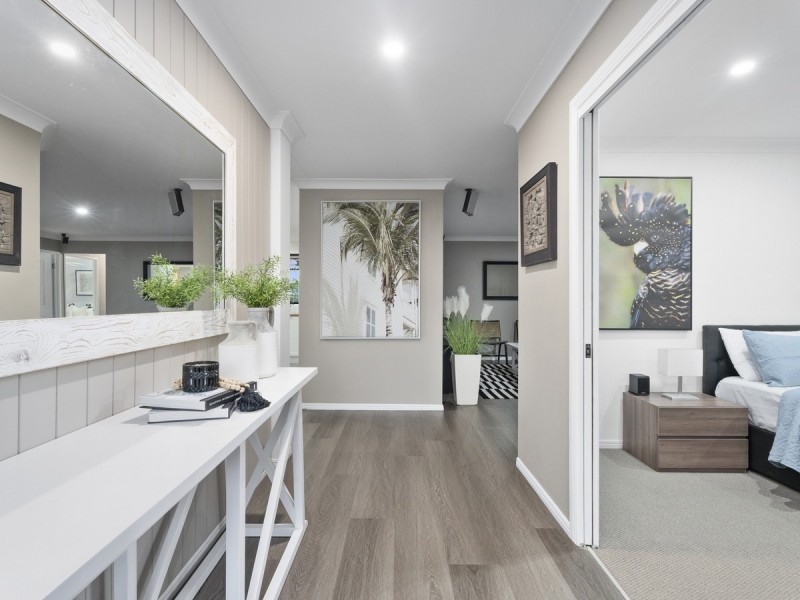 22 Midway Terrace, Pacific Pines QLD 4211