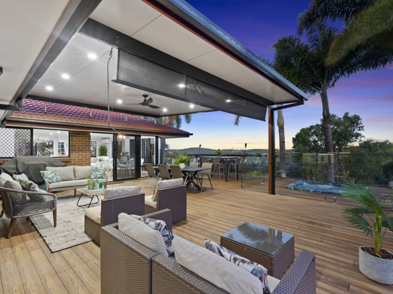 22 Midway Terrace, Pacific Pines QLD 4211