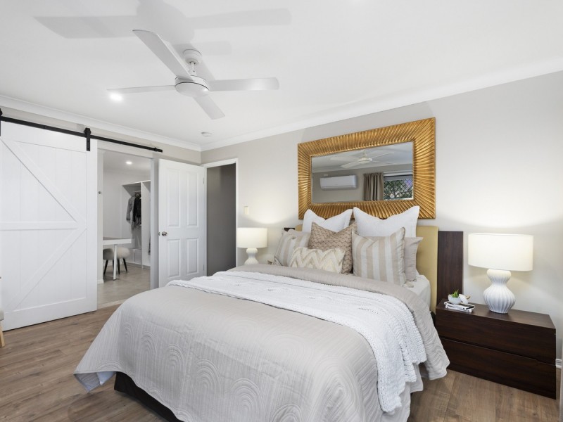 22 Midway Terrace, Pacific Pines QLD 4211