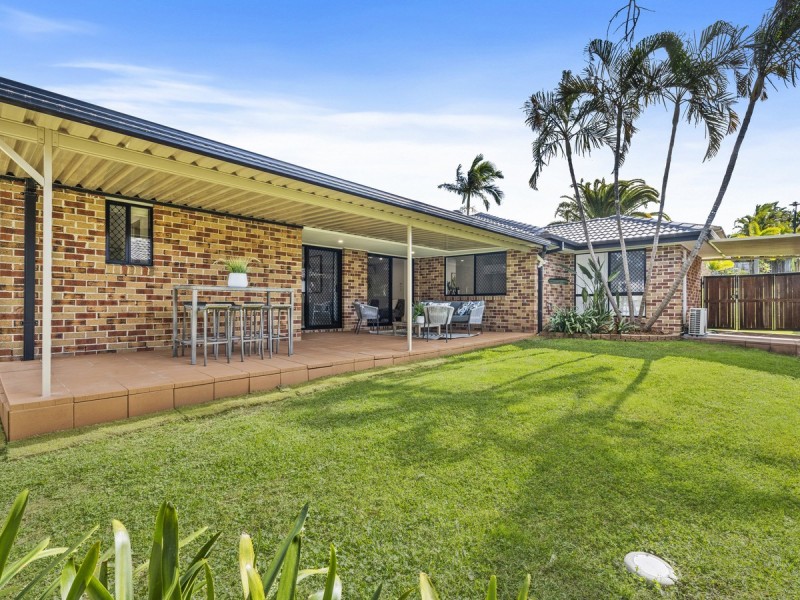 33 Penrhyn Street, Pacific Pines QLD 4211