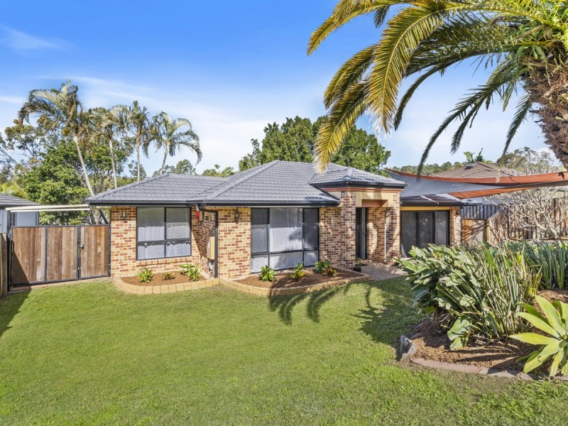 33 Penrhyn Street, Pacific Pines QLD 4211