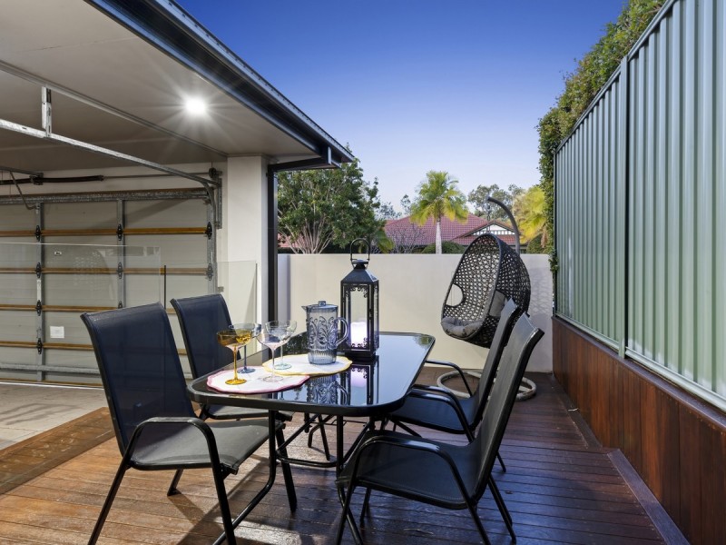 9 Gippsland Drive, Helensvale QLD 4212