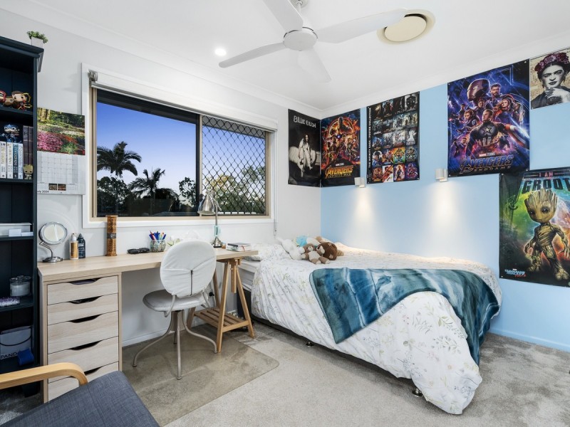 9 Gippsland Drive, Helensvale QLD 4212