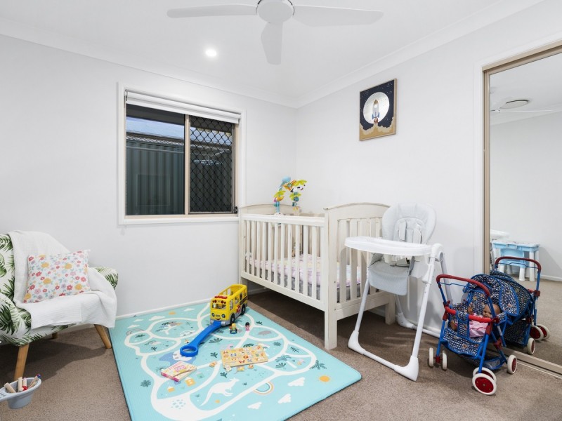 9 Gippsland Drive, Helensvale QLD 4212