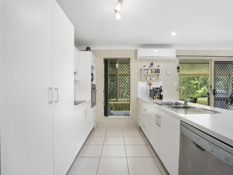 5B High Ridge Road, Gaven QLD 4211