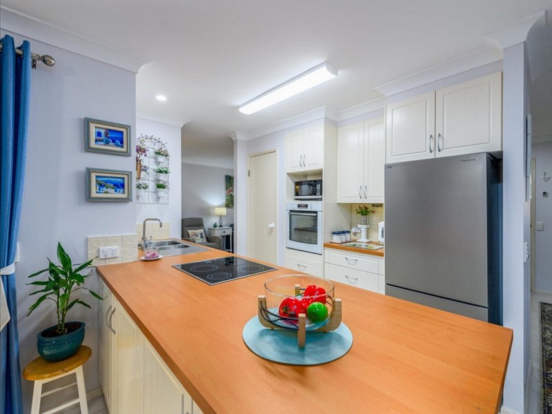 9 Coen Place, Helensvale QLD 4212