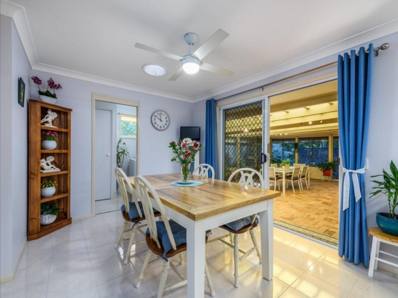 9 Coen Place, Helensvale QLD 4212