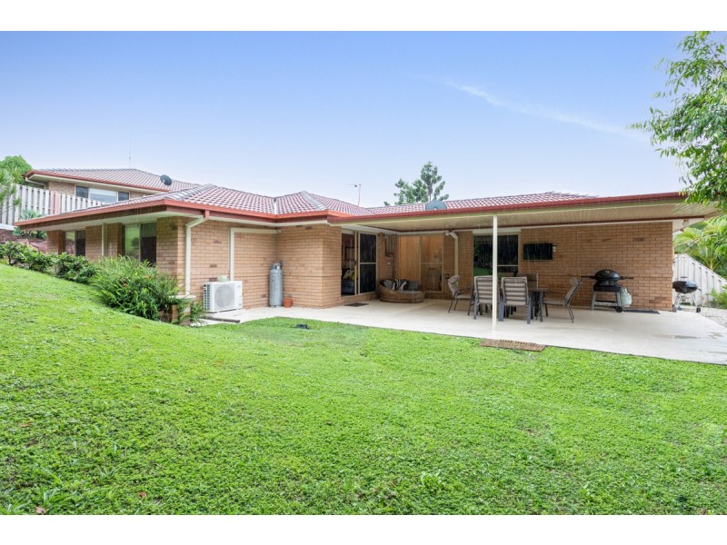 23 Heatons Crescent, Pacific Pines QLD 4211