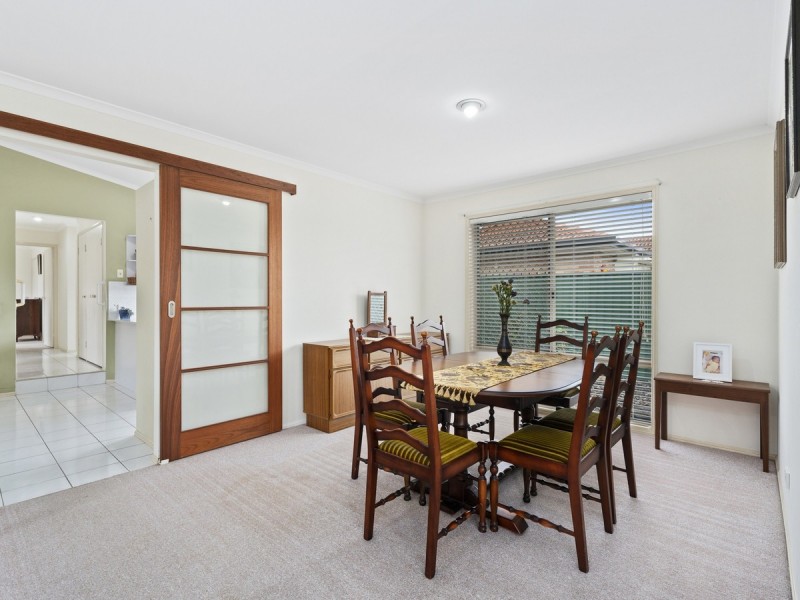 11 Gordonvale Place, Helensvale QLD 4212