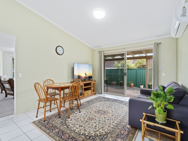 11 Gordonvale Place, Helensvale QLD 4212