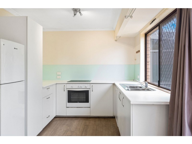 1/20 Elm Court, Labrador QLD 4215
