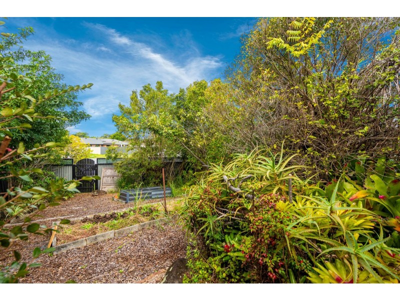 1/20 Elm Court, Labrador QLD 4215