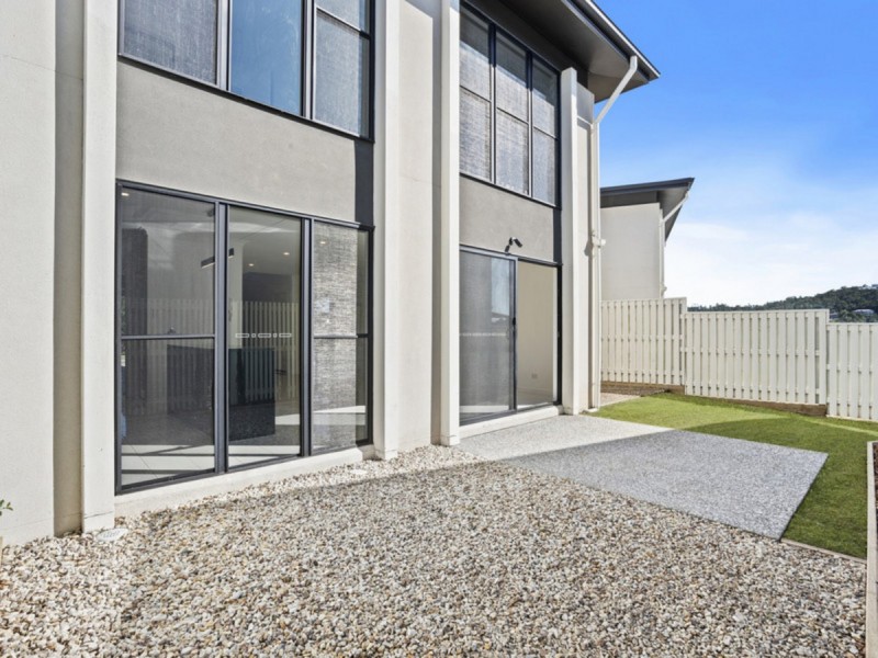 45/18 Archipelago Street, Pacific Pines QLD 4211