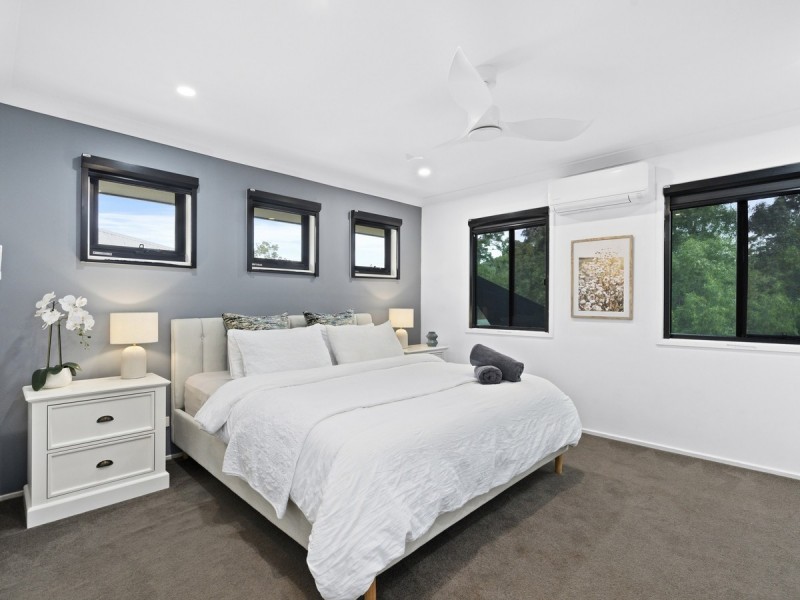10 Calypso Court, Oxenford QLD 4210