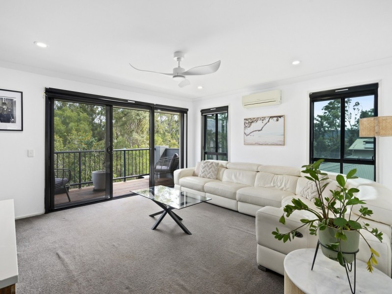 10 Calypso Court, Oxenford QLD 4210