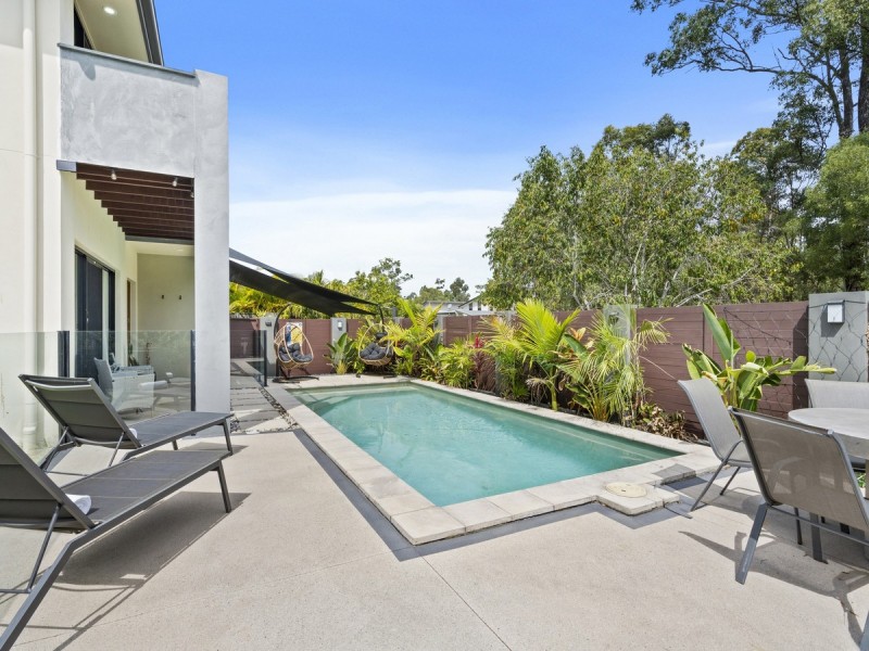 10 Calypso Court, Oxenford QLD 4210