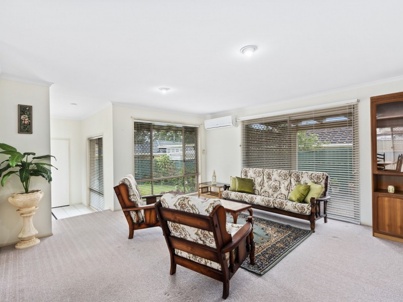 11 Gordonvale Place, Helensvale QLD 4212