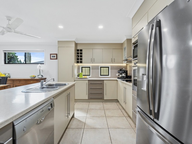 3 Govett Street, Pacific Pines QLD 4211