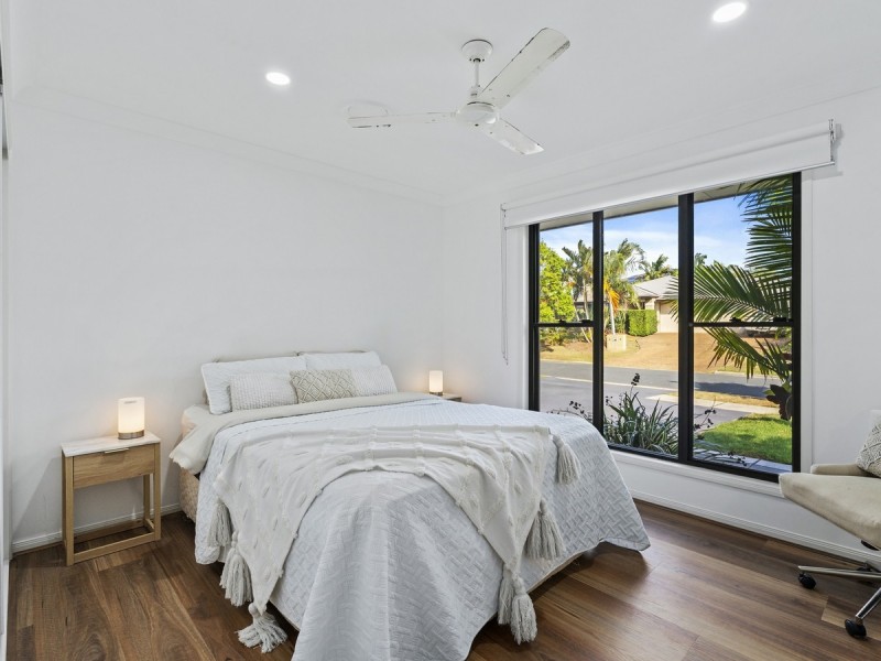 3 Govett Street, Pacific Pines QLD 4211