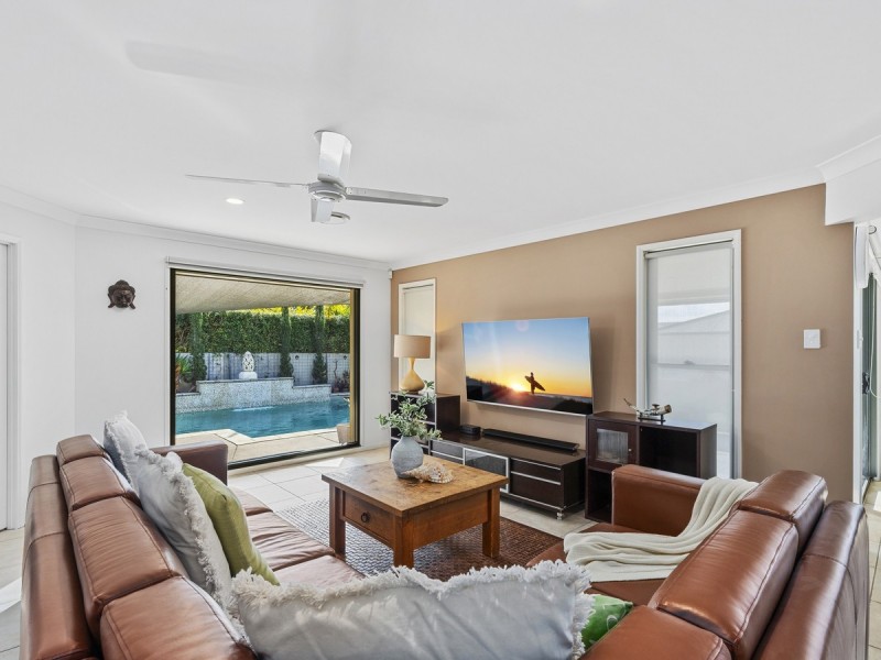 3 Govett Street, Pacific Pines QLD 4211