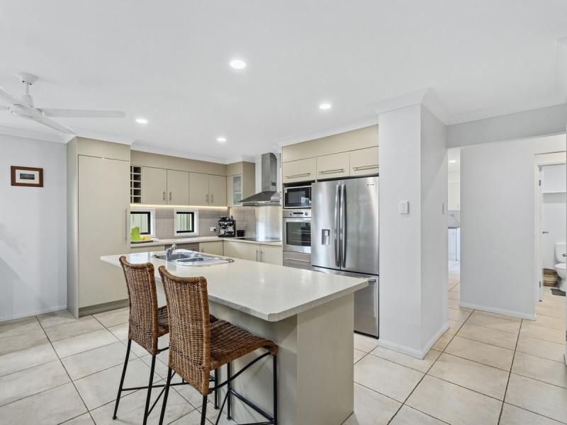 3 Govett Street, Pacific Pines QLD 4211