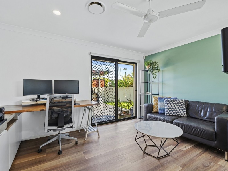 3 Govett Street, Pacific Pines QLD 4211