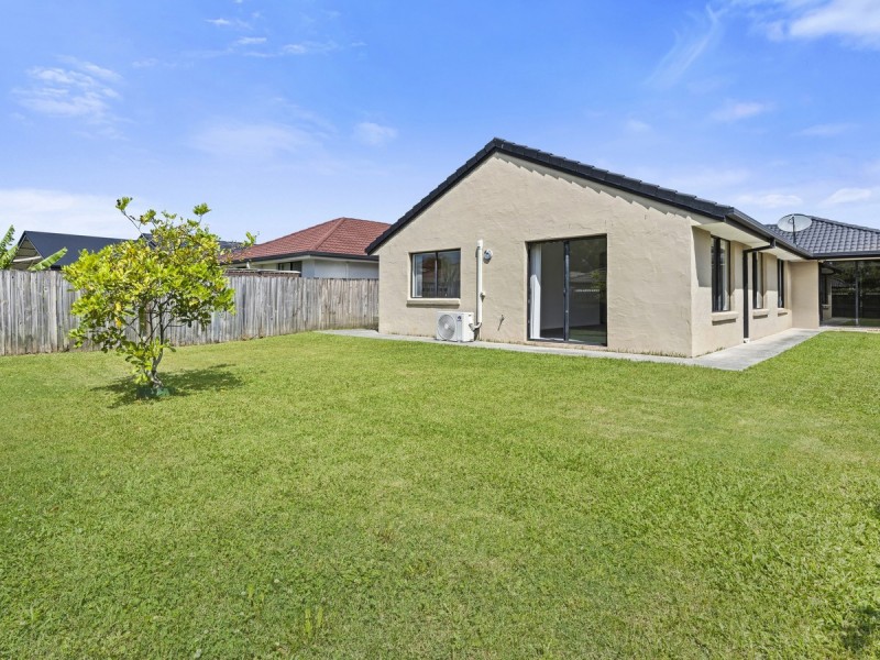 57 Serafina Drive, Helensvale QLD 4212