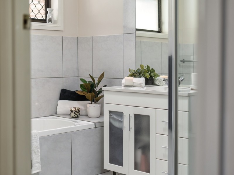 1/16 Dewberry Way, Gaven QLD 4211