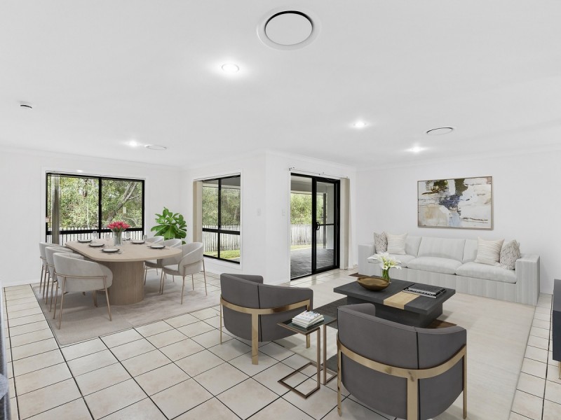 14 Huxley Court, Pacific Pines QLD 4211