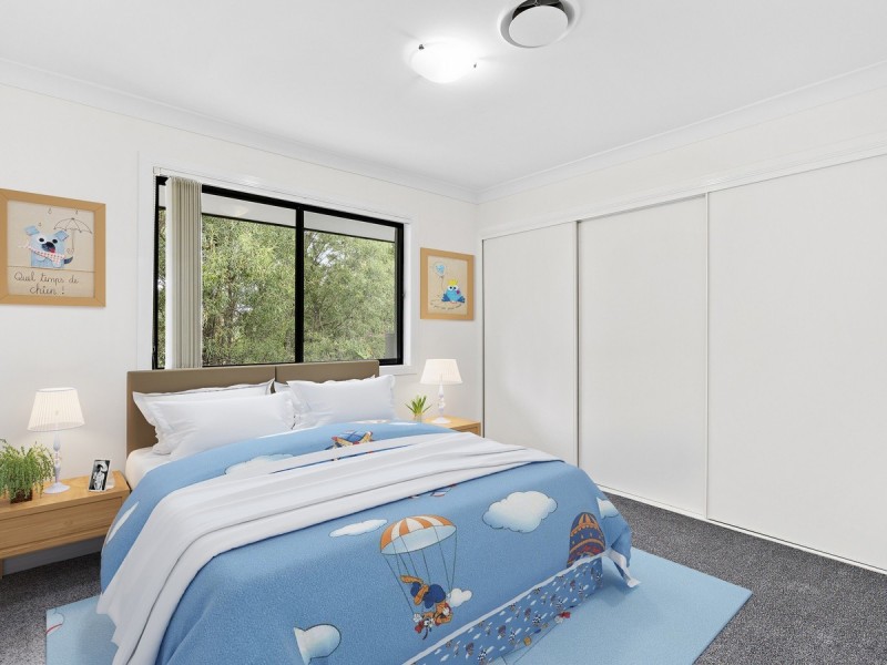 14 Huxley Court, Pacific Pines QLD 4211