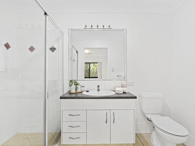 14 Huxley Court, Pacific Pines QLD 4211