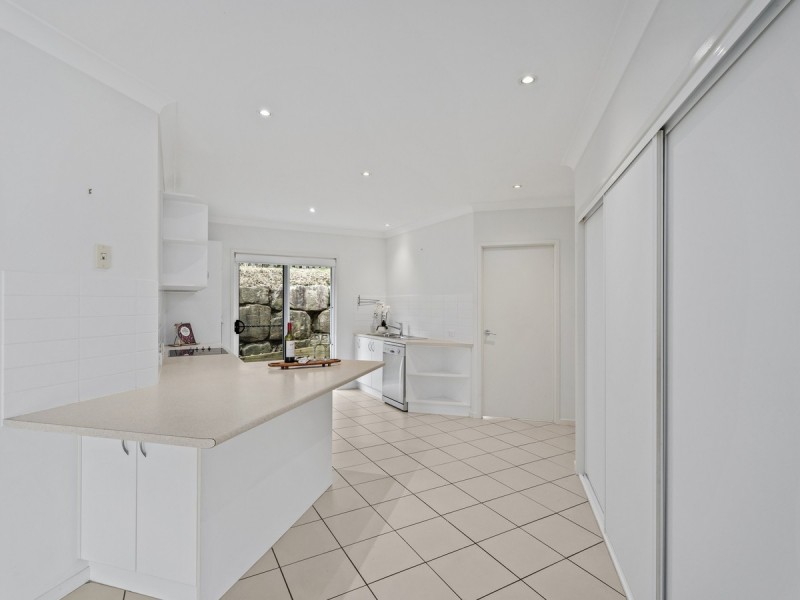 51 Mcauley Parade, Pacific Pines QLD 4211